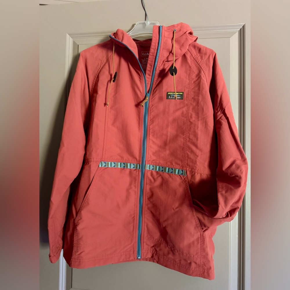 🍁 NEW L.L. Bean Jacket Brand New Never Worn Size L Reg. In Orange Red 🍁